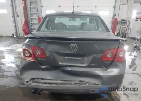 2007 Volkswagen Jetta Wolfsburg Edition из США, поврежденный, VIN 3VWEF71K57M181498